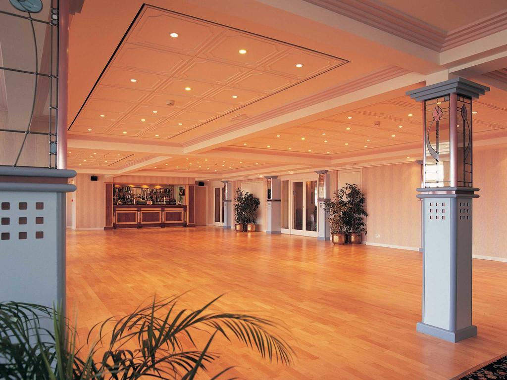 Tlh Carlton Hotel And Spa - Tlh Leisure And Entertainment Resort Torquay Exterior foto